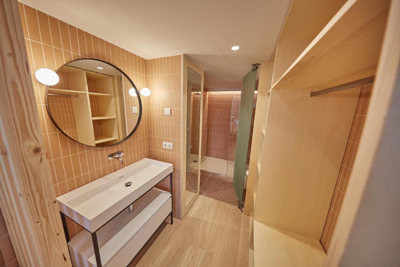 Barcelona 5 solo amigos single groepsreis singlereis singlevakantie appartement
