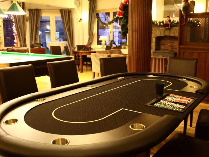 Solo amigos all inclusive single weekend Ardennen poker