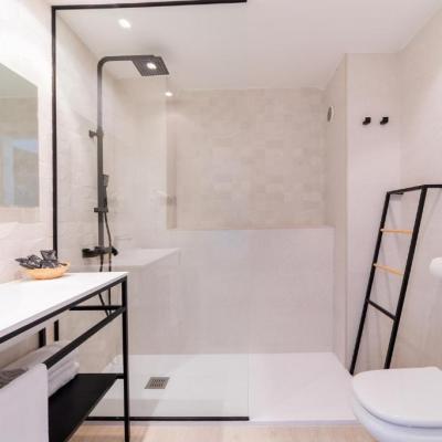 Eenoudervakantie Spanje All Inclusive Badkamer