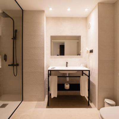 Eenoudervakantie Spanje Solo Amigos Badkamer 3